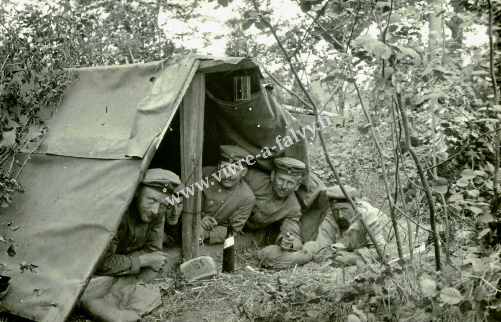 1 curchy photo allemande soldats dans une tente pres de dreslincourt