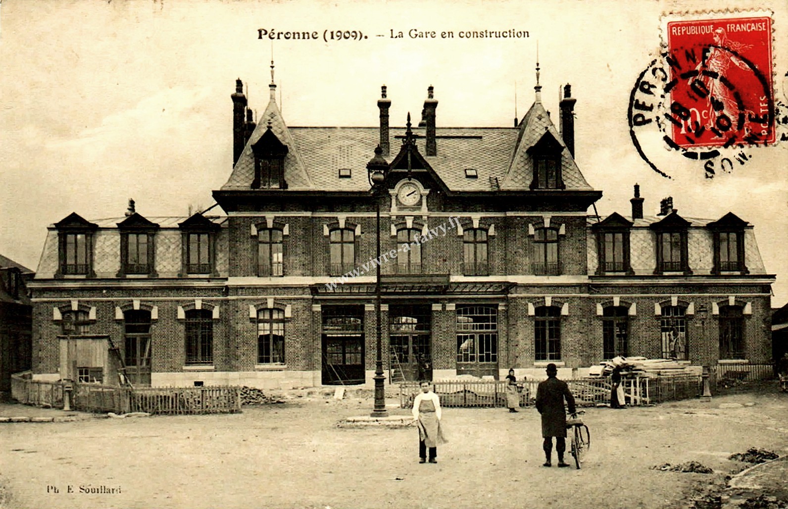 1 peronne 1909 la gare en construction 1