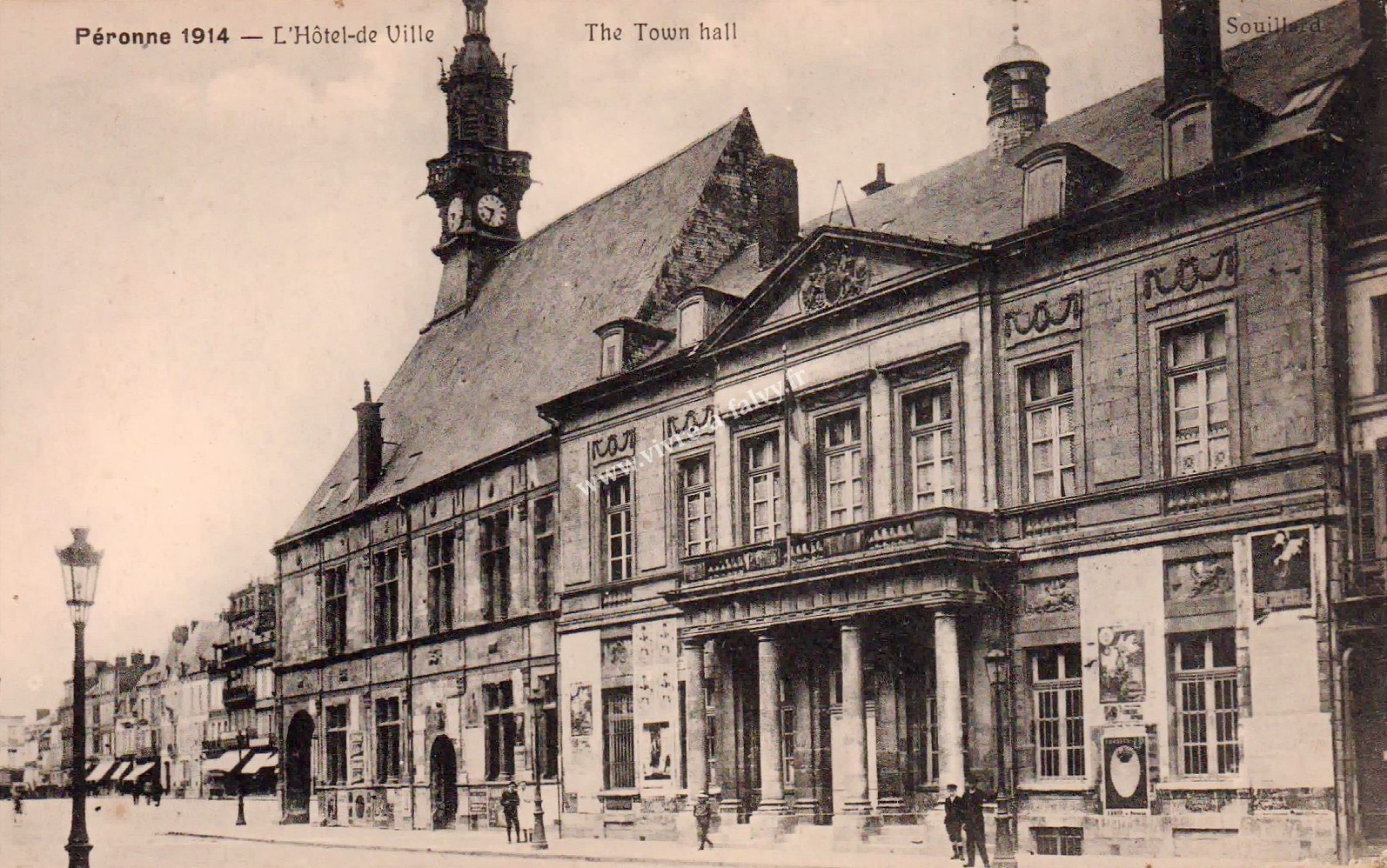 1 peronne 1914 l hotel de ville 1