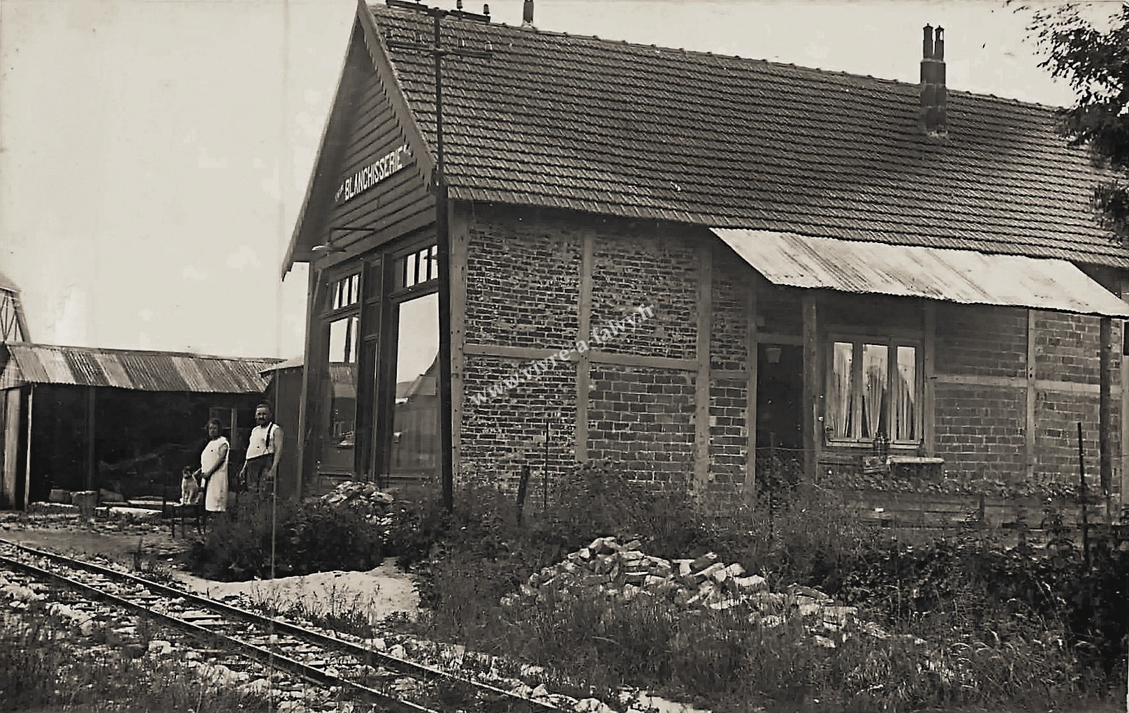 1 peronne blanchisserie pres de la gare 1