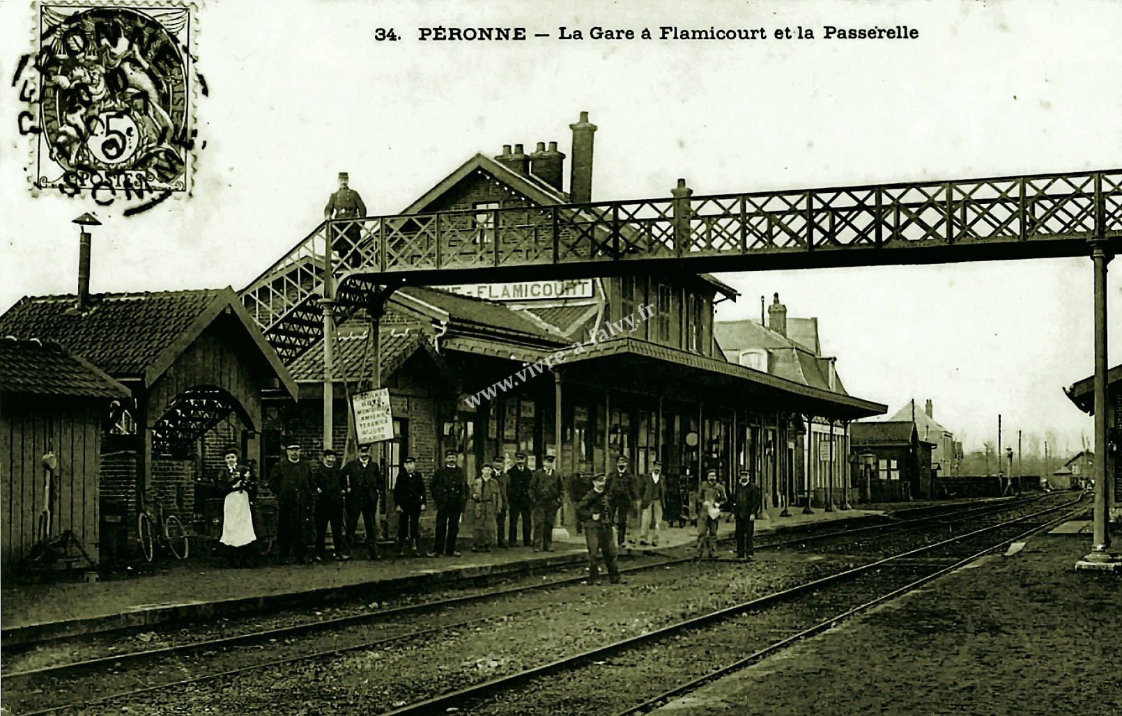 1 peronne la gare la passerelle 1