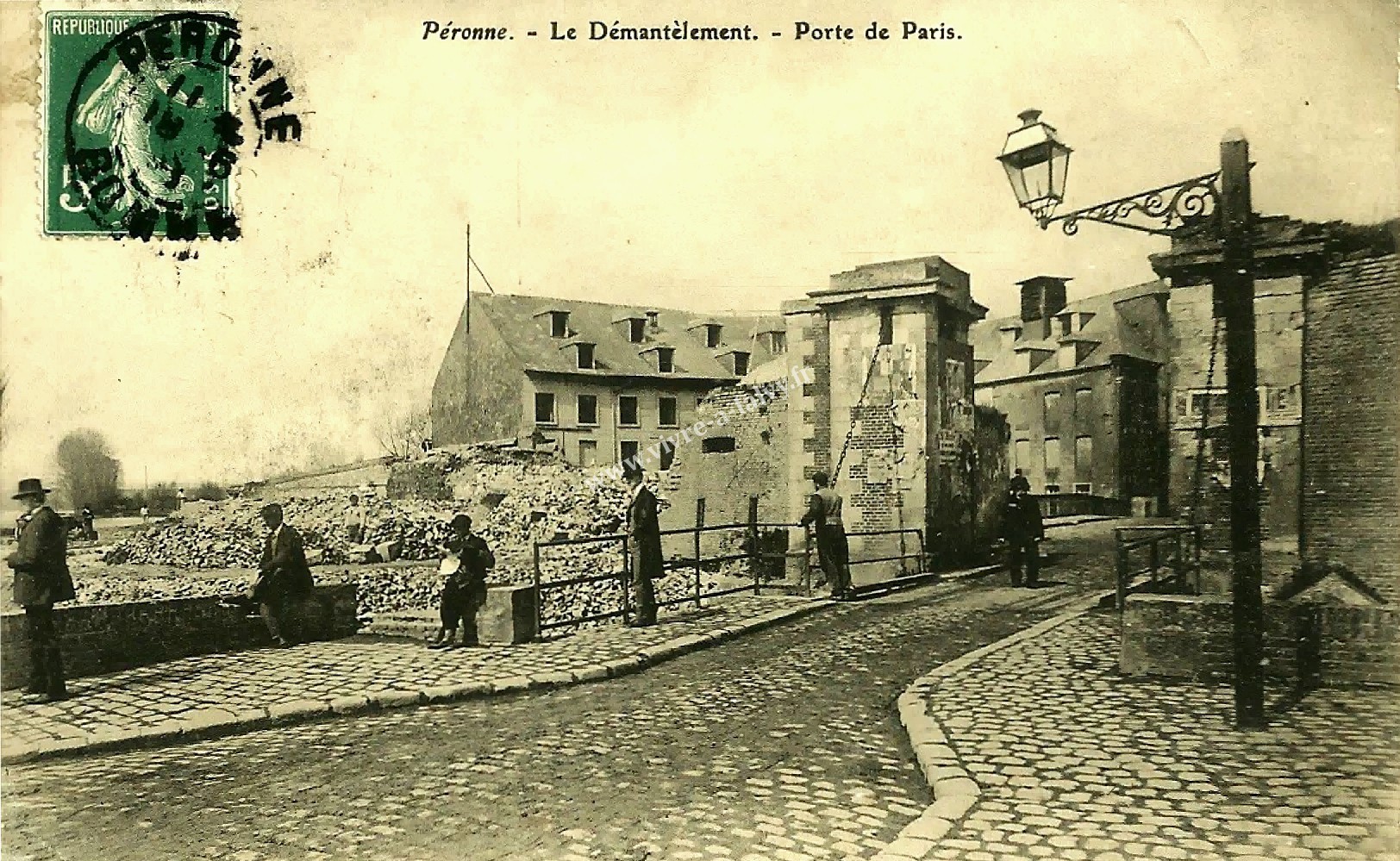 1 peronne le demantelement porte de paris 1