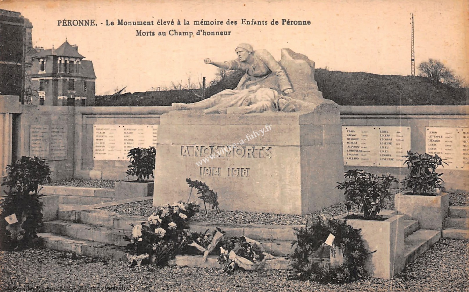 1 peronne le monuments morts aux champs d honneur 1