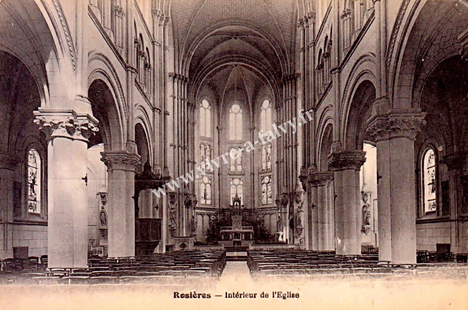 1 rosieres en santerre interieur de l eglise