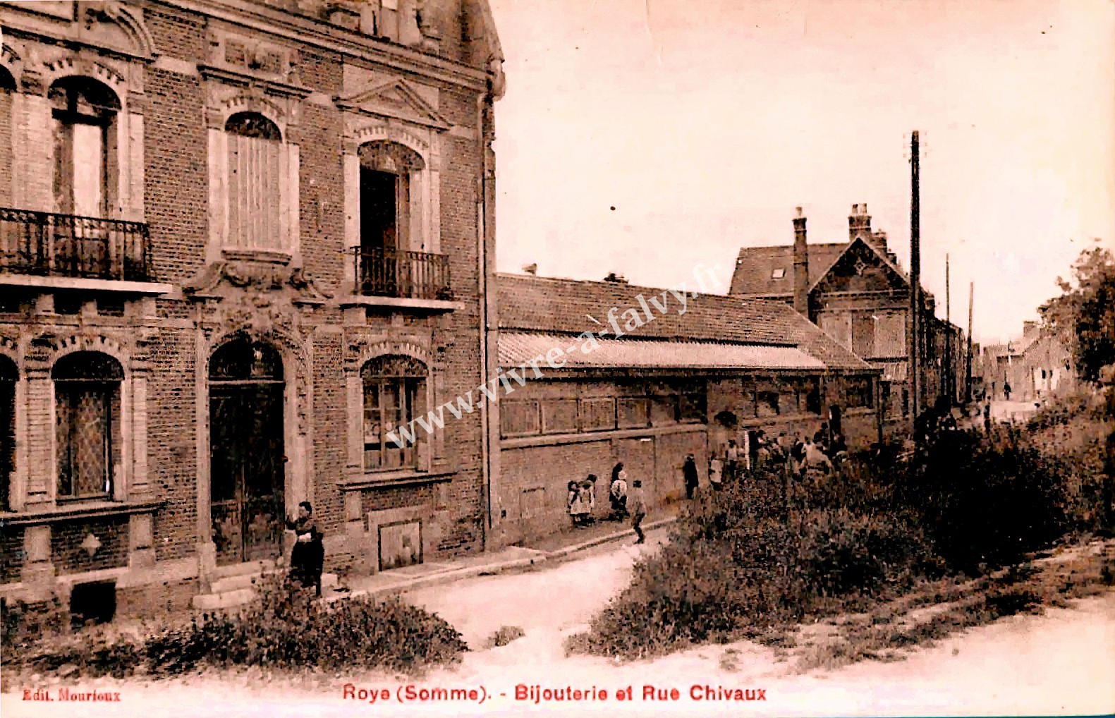 1 roye bijouterie et rue chivaux