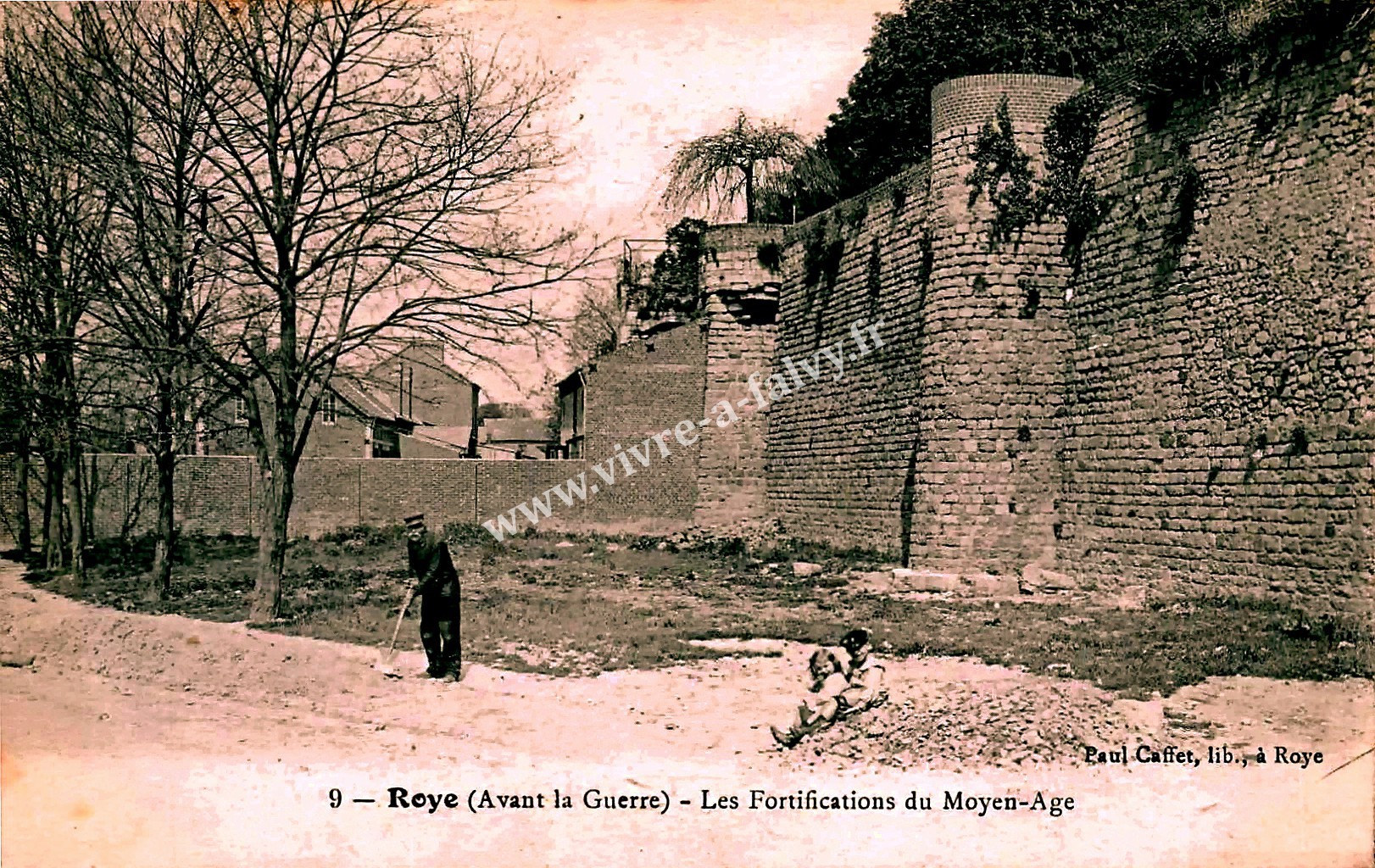 1 roye les fortifications du moyen age