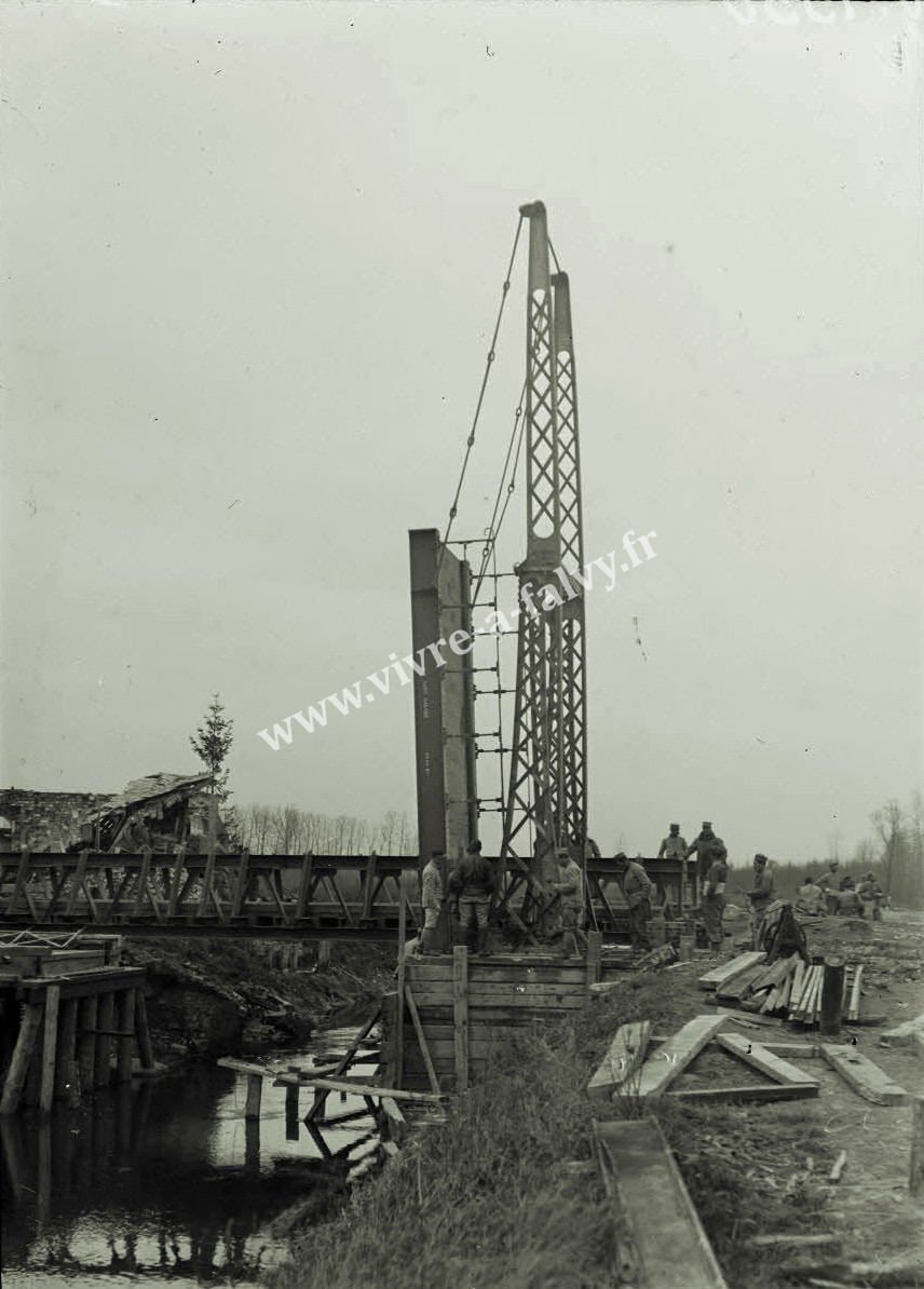 2 bethencourt construction pont levant par le genie 2