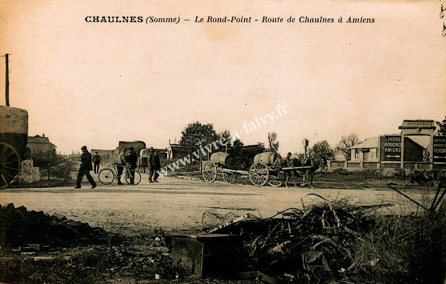 2 chaulnes le rond point route de chaulnes a amiens