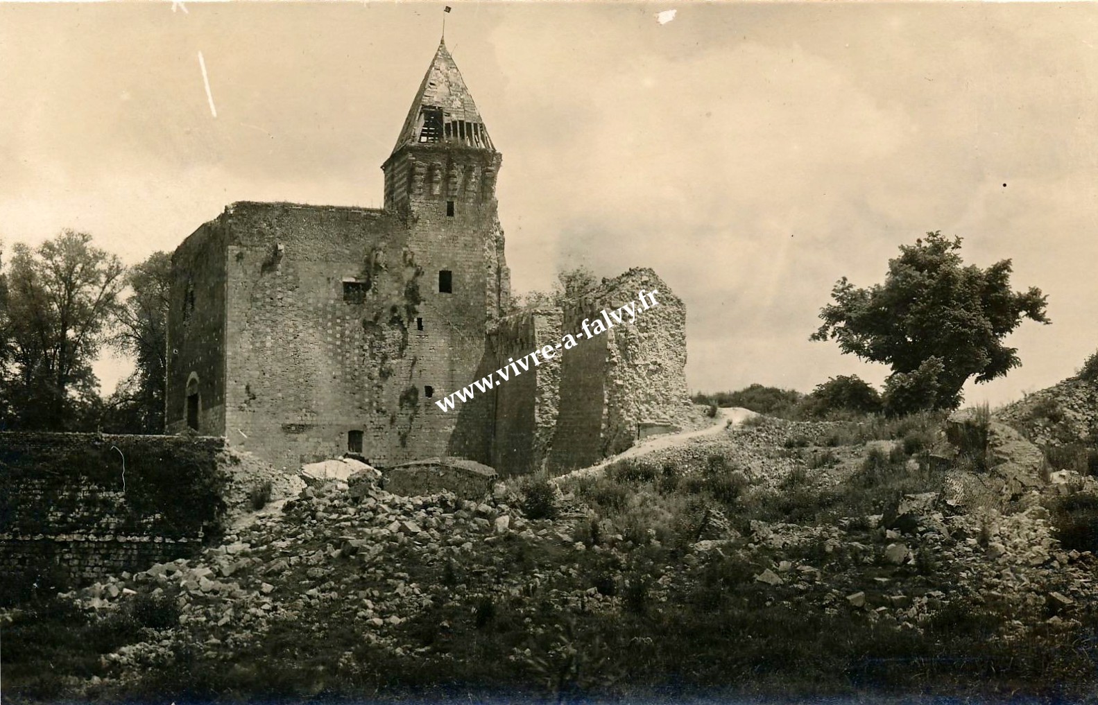 2 ham ruines chateau