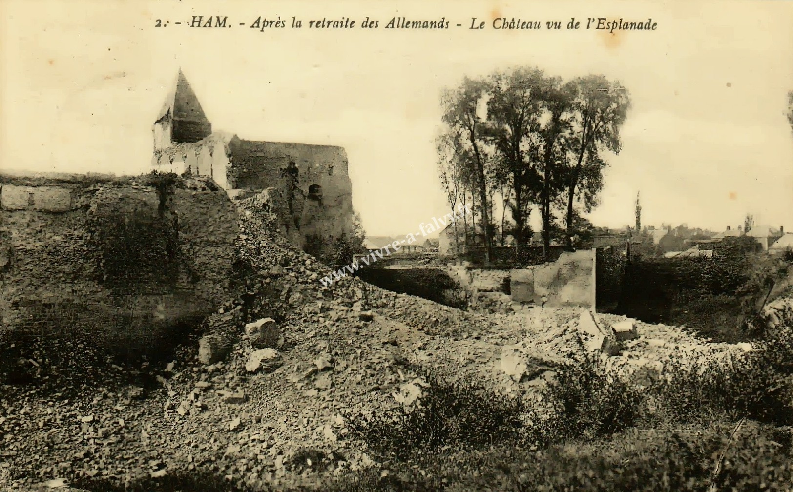 2 ham vue du chateau de l esplanade 2