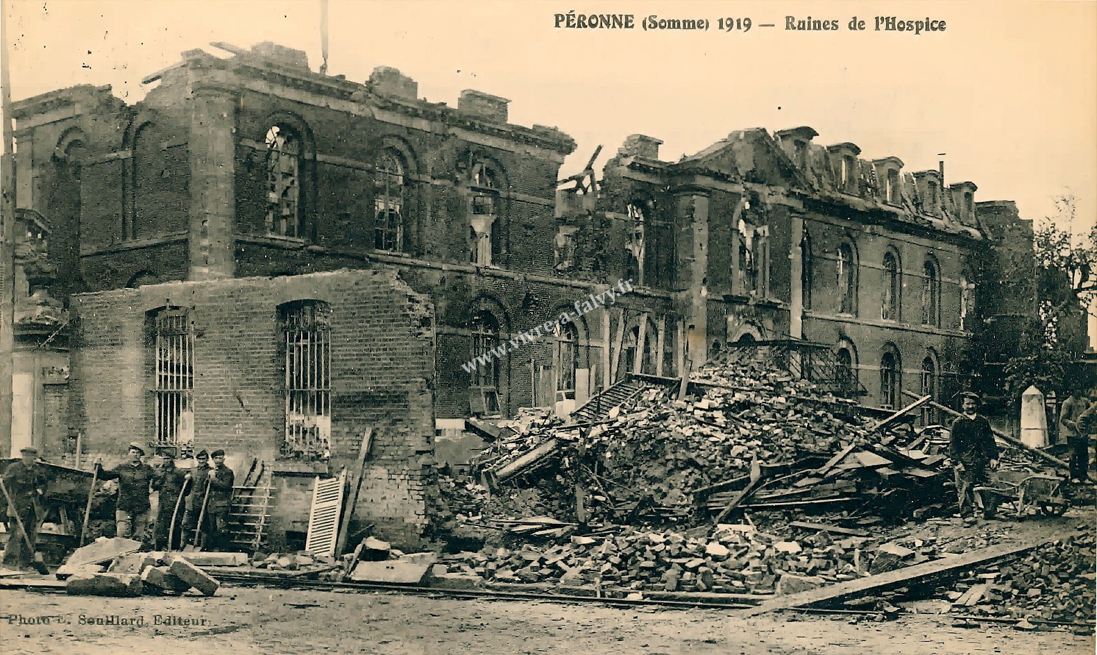 3 peronne 1919 ruines de l hospice 1