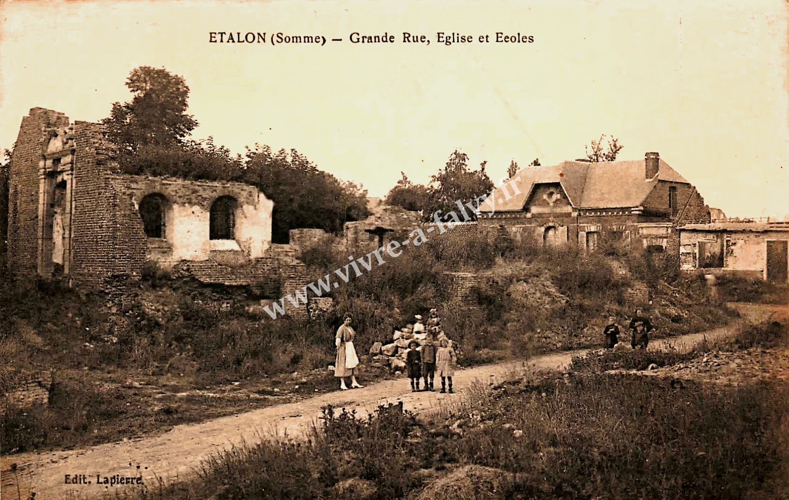 5 etalon grande rue eglise et ecoles