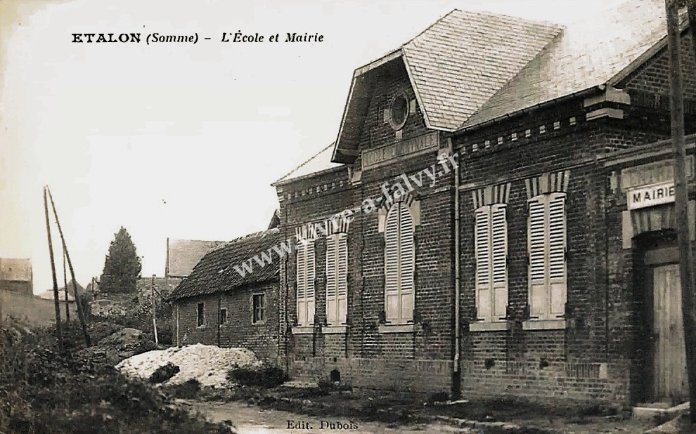 5 etalon l ecole et la mairie